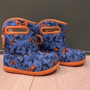Kids Dinosaur Print BOGS - Size 8